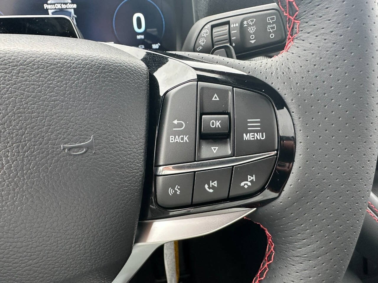 2026 Ford Explorer ST - Photo 27