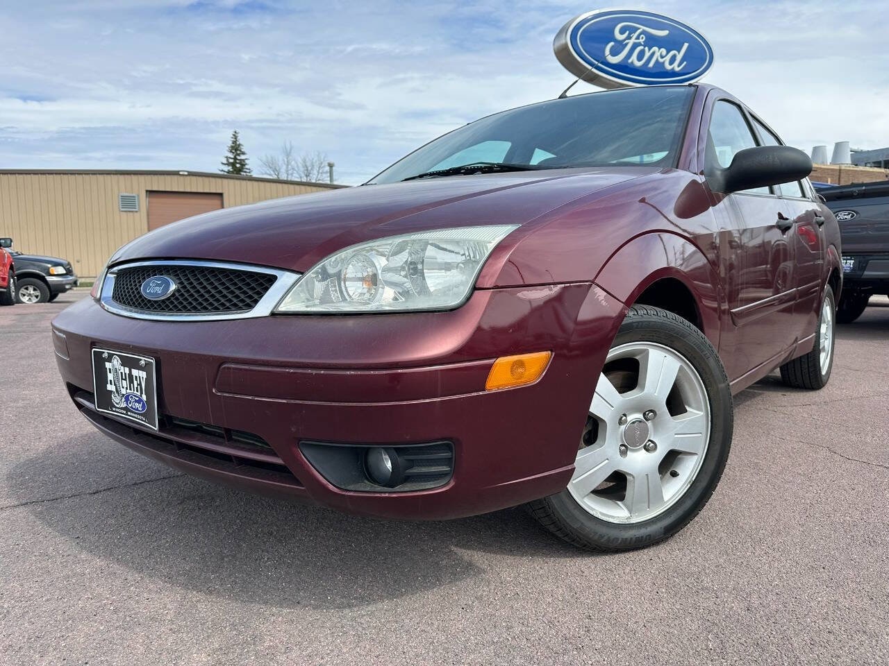 Used 2007 Ford Focus ZX4 SE with VIN 1FAHP34N17W314467 for sale in Windom, Minnesota
