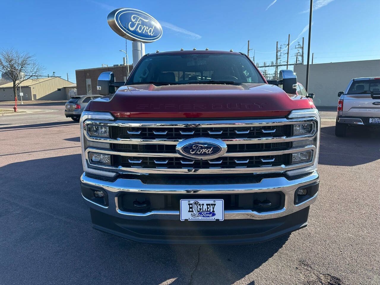 2025 Ford F-350 Lariat photo 4