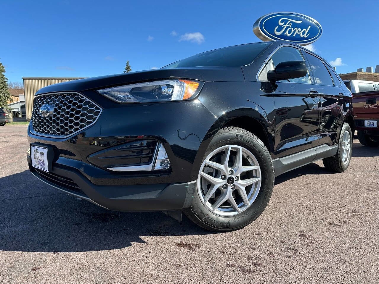 Used 2023 Ford Edge SEL with VIN 2FMPK4J93PBA17795 for sale in Windom, Minnesota