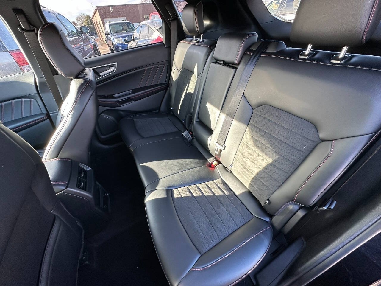 2024 Ford Edge ST-Line - Photo 19
