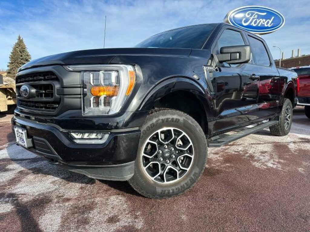 Used 2022 Ford F-150 XLT Crew Cab Short Bed Truck