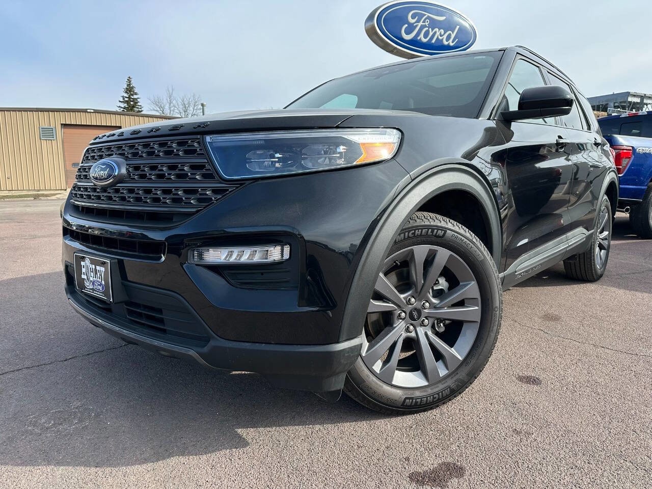 Used 2024 Ford Explorer XLT with VIN 1FMSK8DH3RGA16890 for sale in Windom, Minnesota