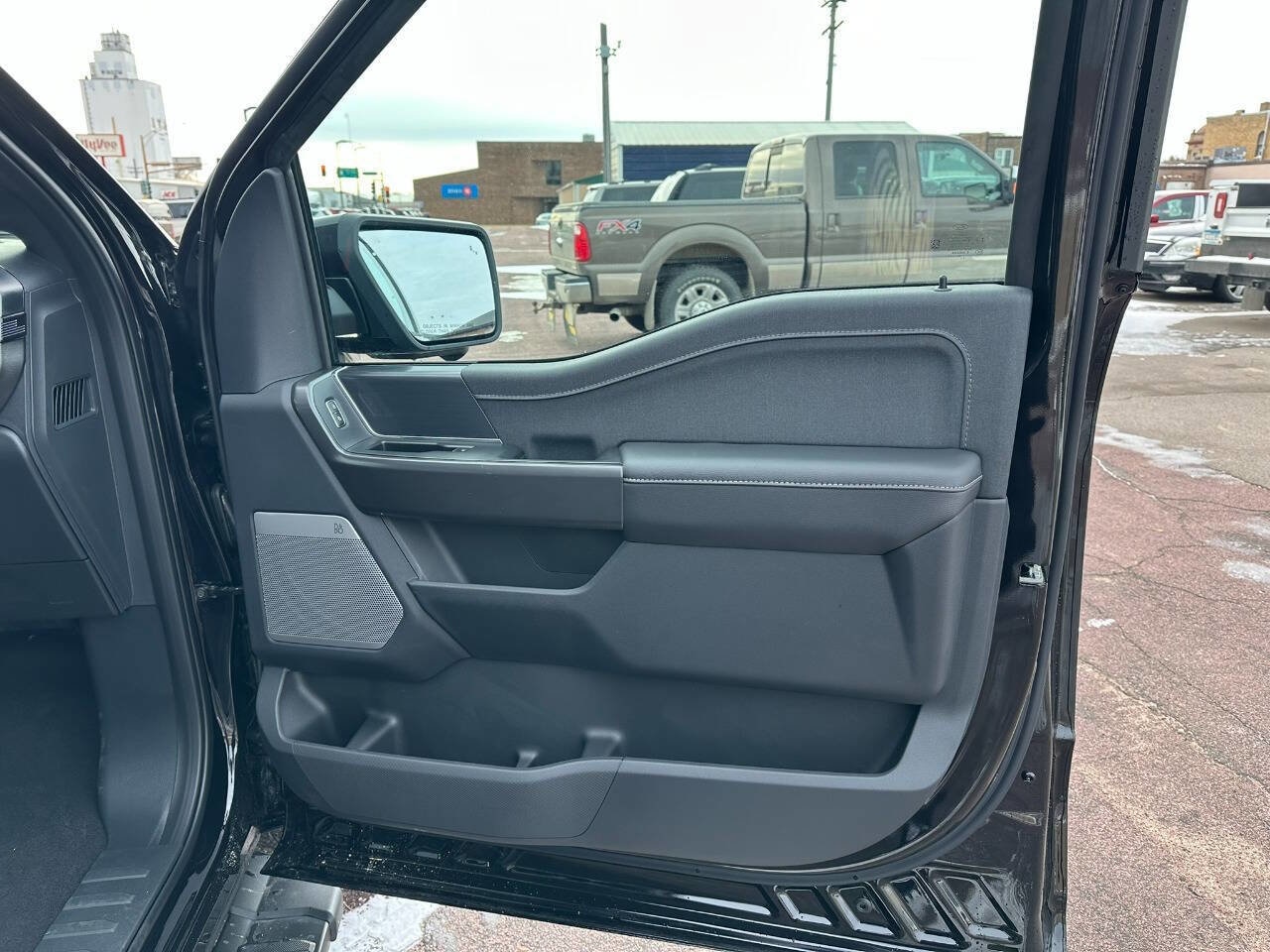 2026 Ford F-150 Lariat - Photo 12
