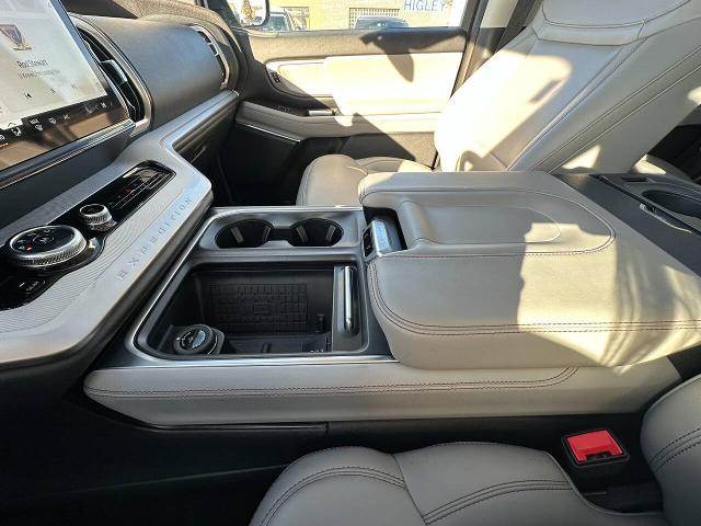 2025 Ford Expedition Active - Photo 38