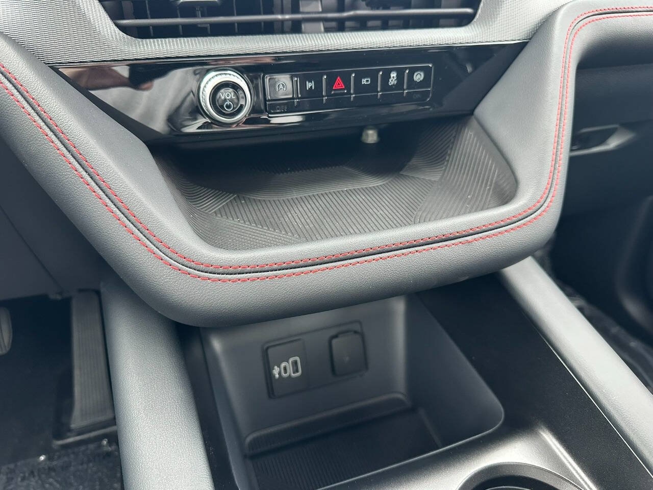 2026 Ford Explorer ST - Photo 34