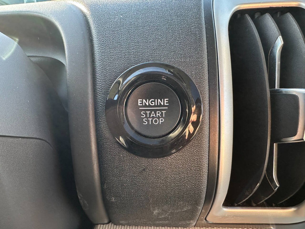 2025 Ford Expedition Active - Photo 34