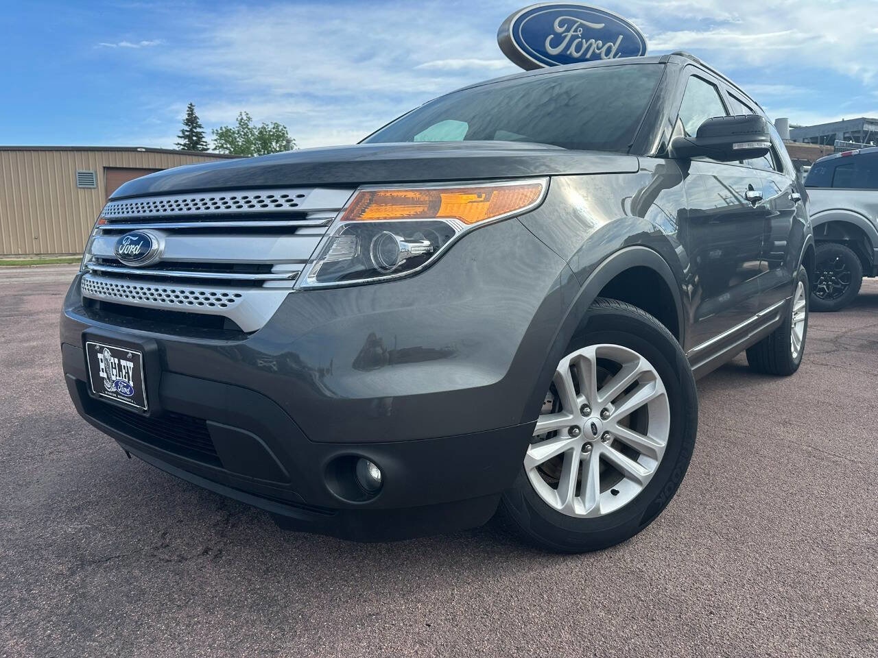 Vehicle Image 2