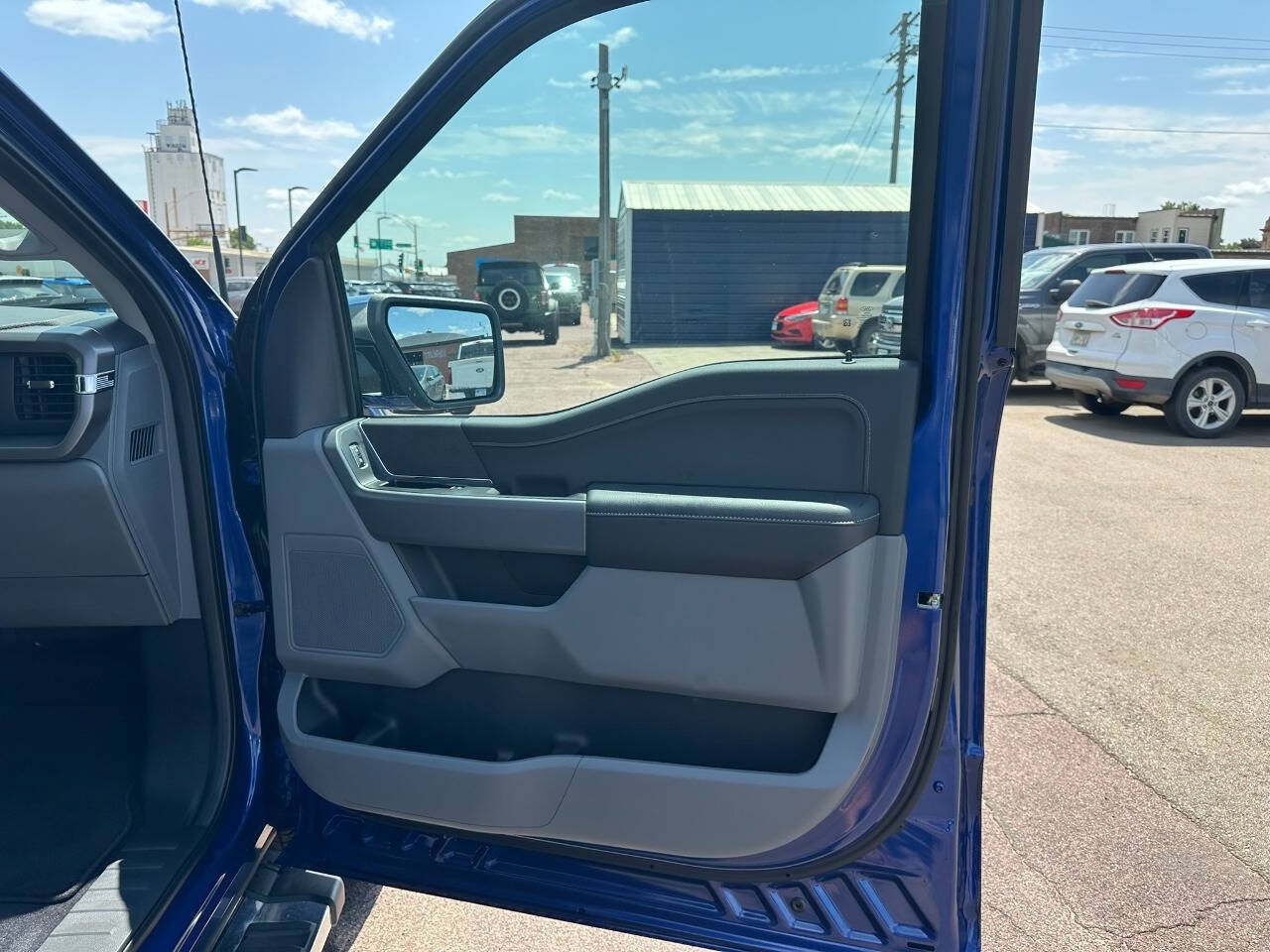 2026 Ford F-150 XLT - Photo 13