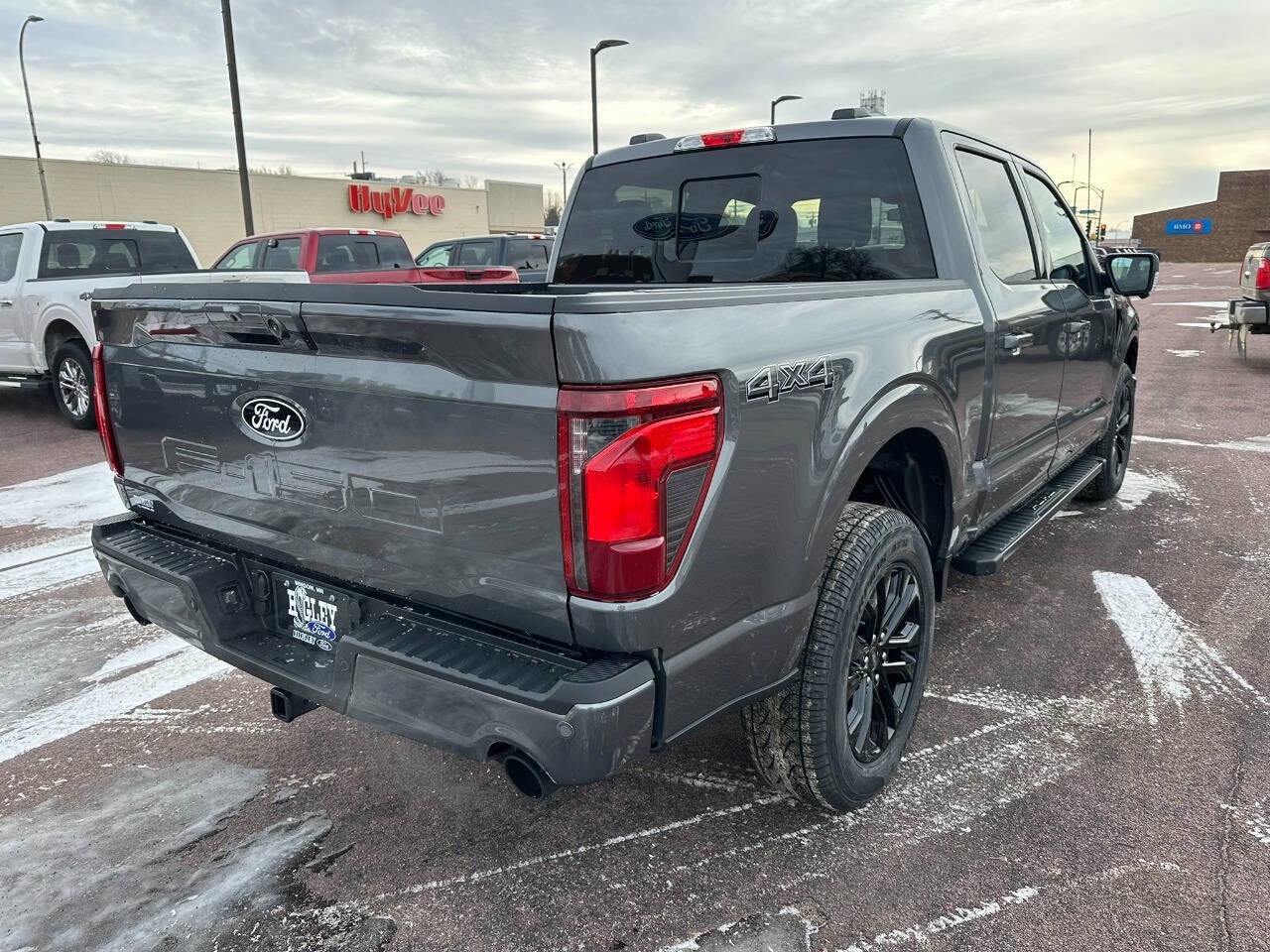 2026 Ford F-150 XLT - Photo 7
