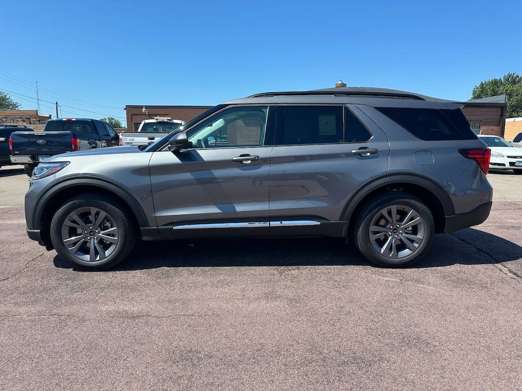 New 2025 Ford Explorer Active SUV