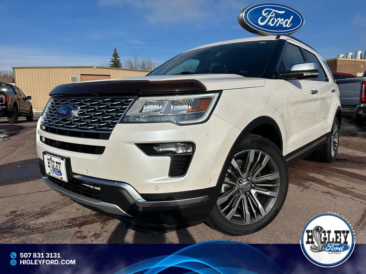 2018 Ford Explorer Platinum's photo