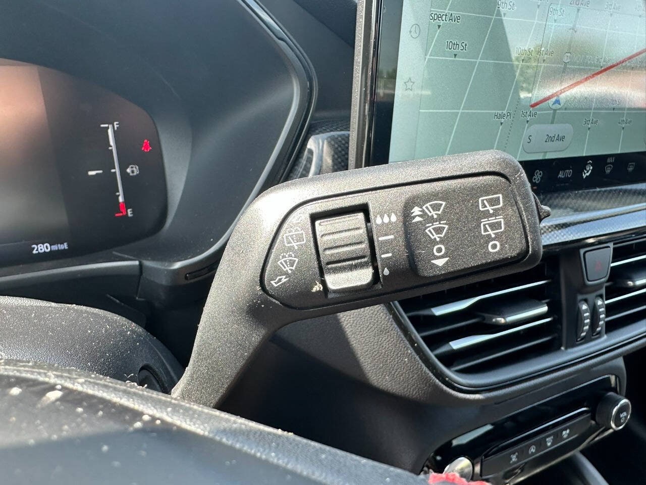 2026 Ford Escape ST-Line - Photo 28
