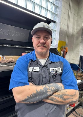 Staff member Robert Gardas from ID_fd4303ea5c3f