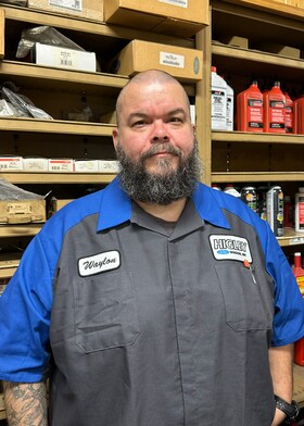 Staff member Waylon Arndt from ID_fbafb99a10ff