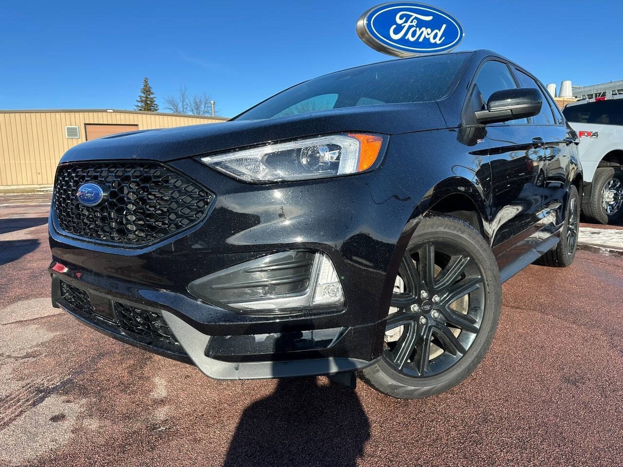 Used 2024 Ford Edge ST-Line with VIN 2FMPK4J90RBA83157 for sale in Windom, Minnesota