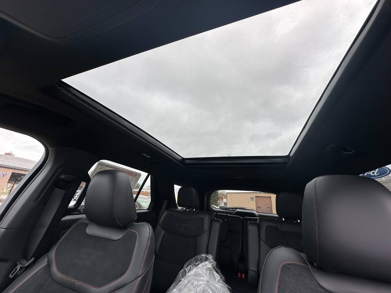 2026 Ford Explorer ST - Photo 22