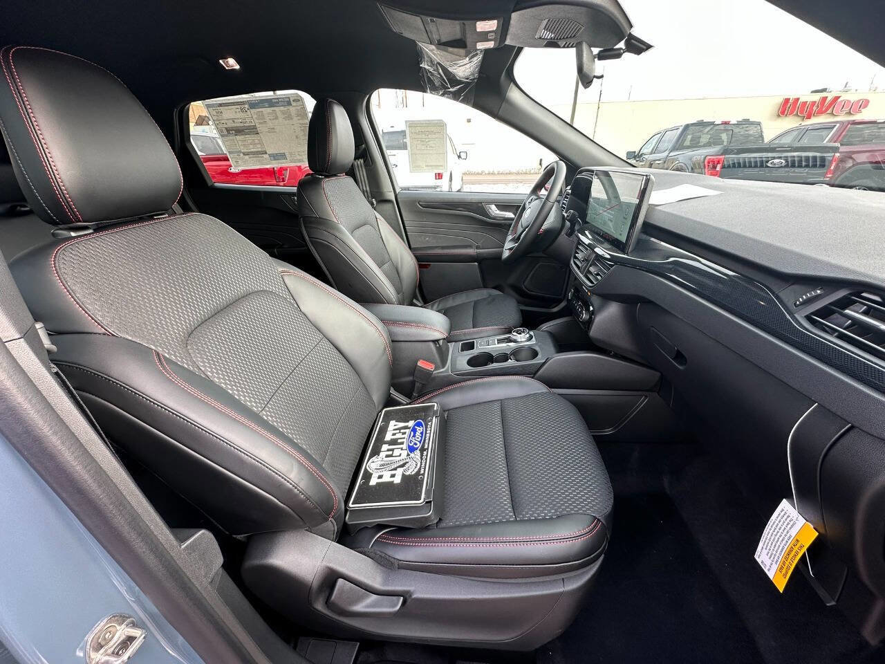 2026 Ford Escape ST-Line - Photo 21