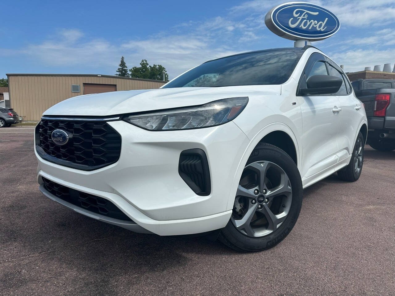 Used 2024 Ford Escape ST-Line with VIN 1FMCU9MN0RUA66965 for sale in Windom, Minnesota