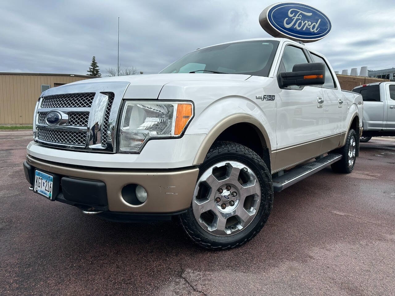 Used 2011 Ford F-150 Lariat with VIN 1FTFW1E67BFA97693 for sale in Windom, Minnesota