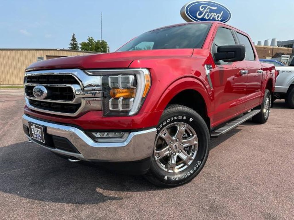 Used 2021 Ford F-150 XLT Truck SuperCrew Cab