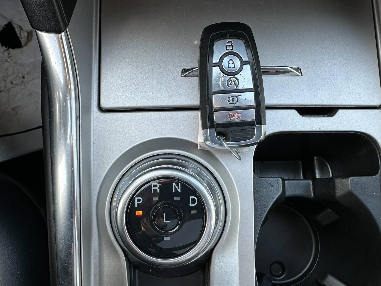 2024 Ford Explorer XLT - Photo 33