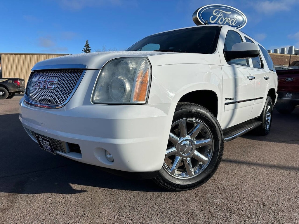 Used 2011 GMC Yukon Denali SUV