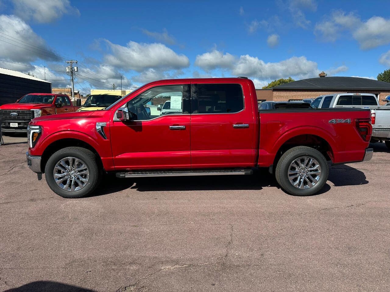 2025 Ford F-150 Lariat photo 3