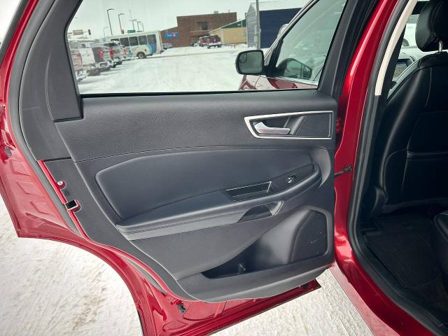 2018 Ford Edge SEL - Photo 13