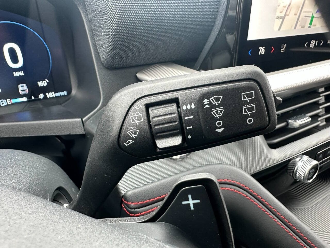 2026 Ford Explorer ST - Photo 29