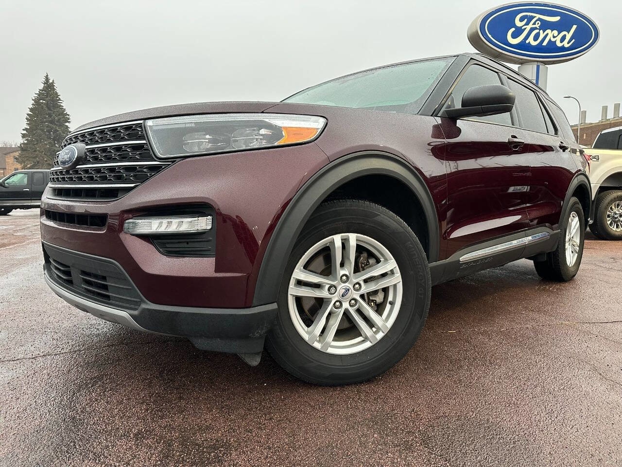 Used 2022 Ford Explorer XLT with VIN 1FMSK8DH3NGA89820 for sale in Windom, Minnesota