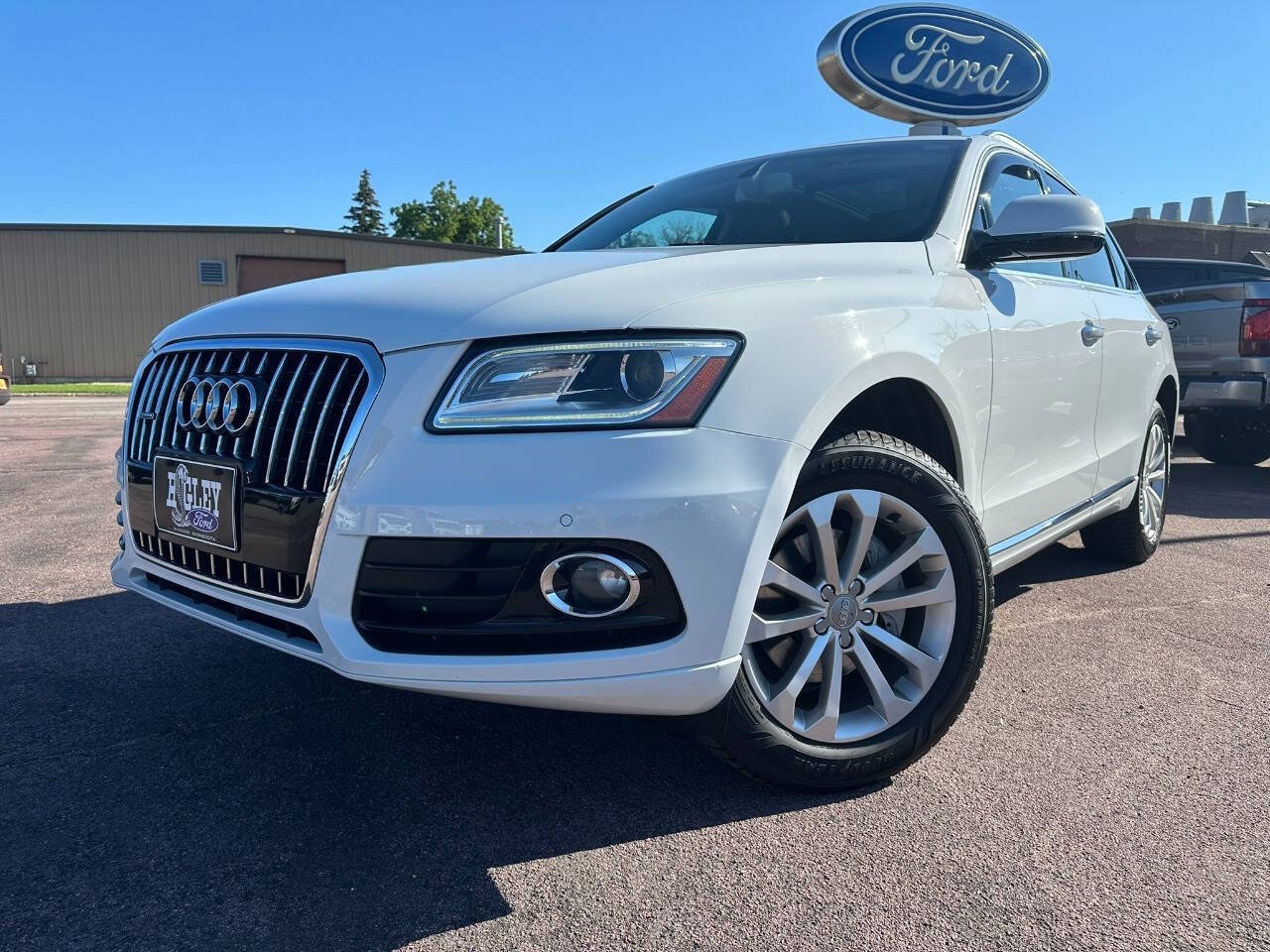Used 2016 Audi Q5 Premium Plus with VIN WA1L2AFP6GA097253 for sale in Windom, Minnesota