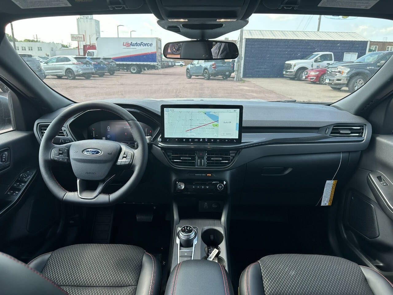 2026 Ford Escape ST-Line - Photo 12