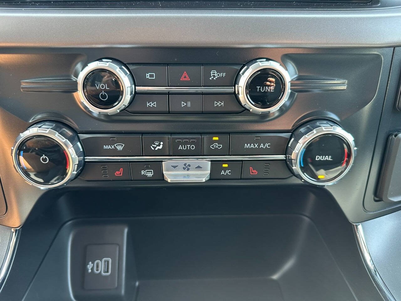 2026 Ford F-150 XLT - Photo 30