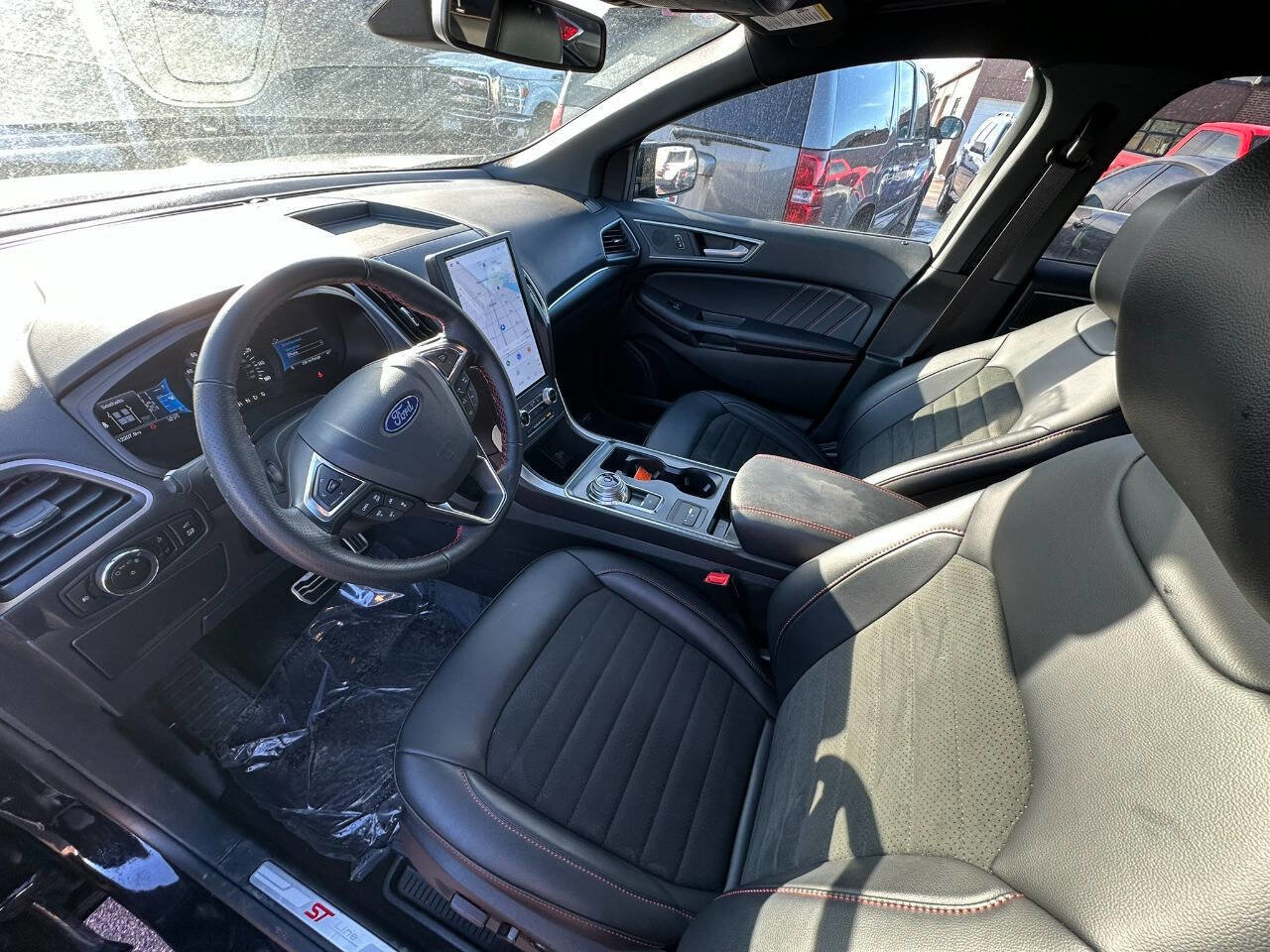 2024 Ford Edge ST-Line - Photo 16