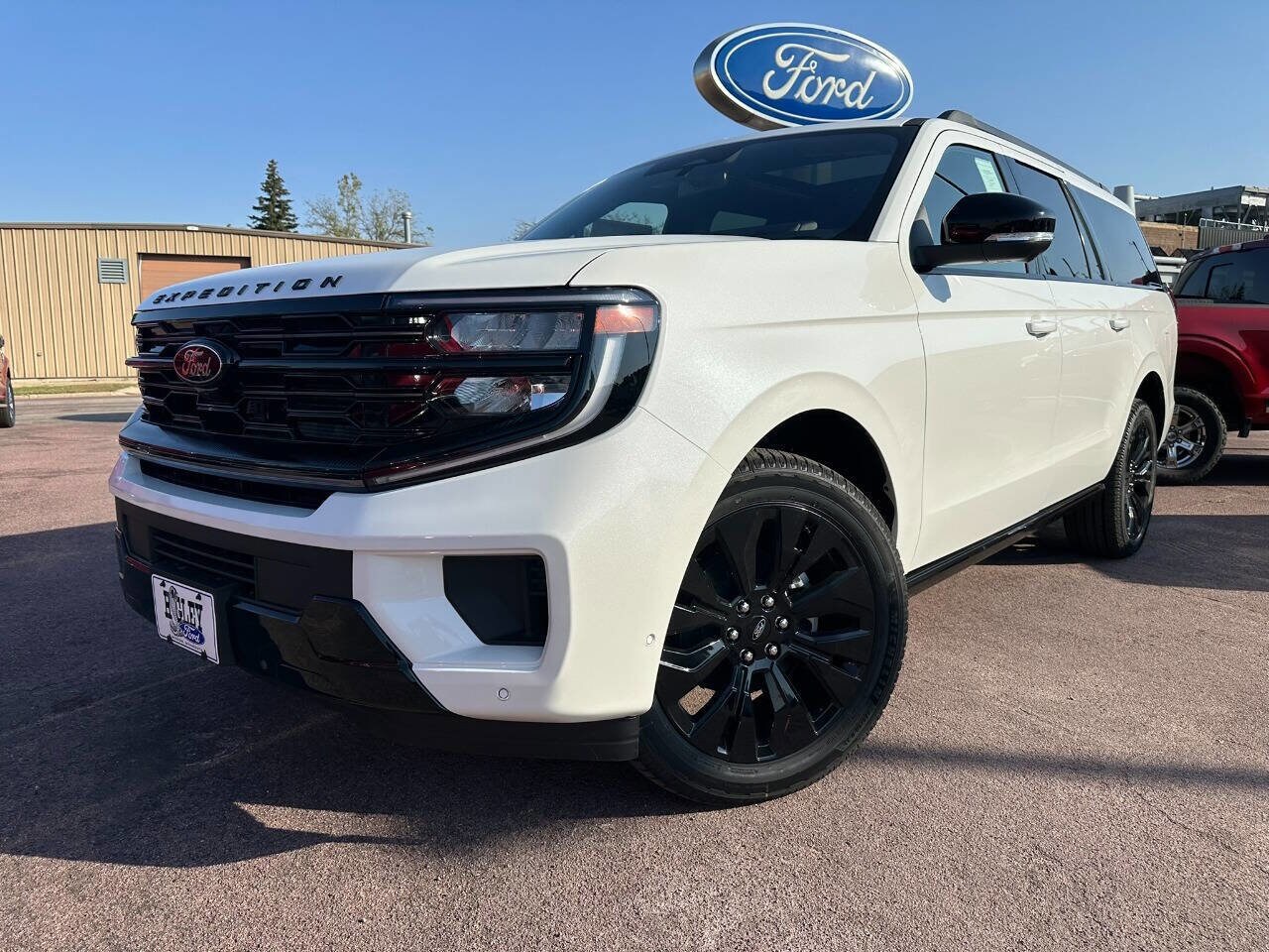 Used 2025 Ford Expedition Platinum with VIN 1FMJK1M89SEA55617 for sale in Windom, Minnesota