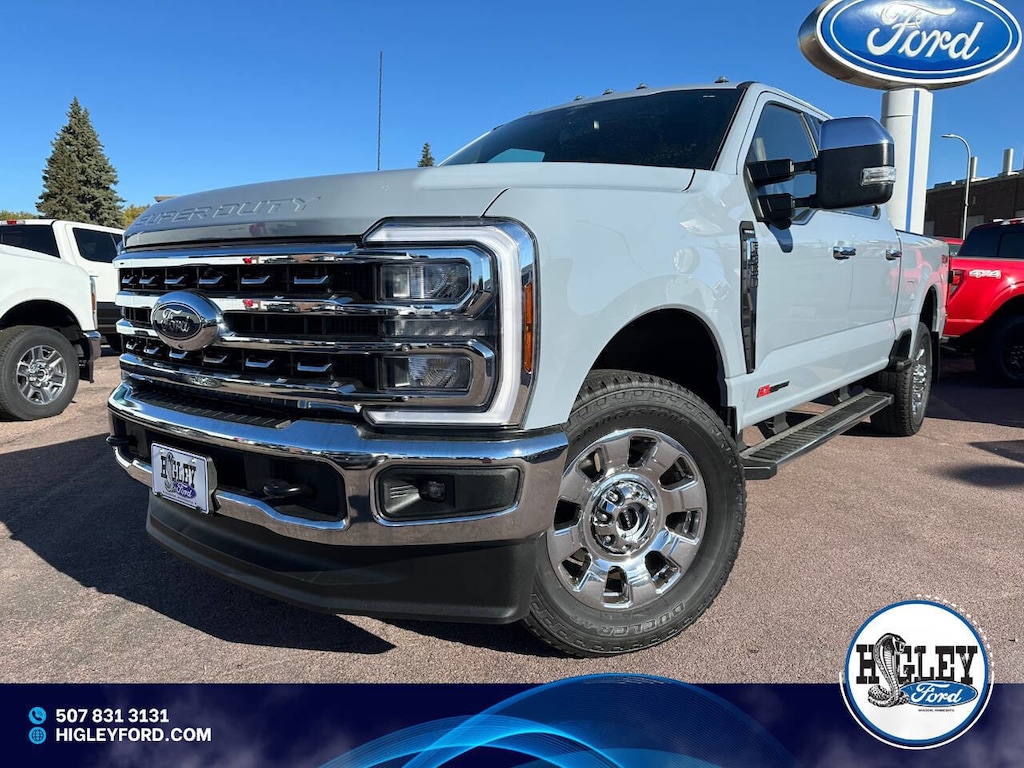 Used 2025 Ford F-350 Lariat Super Duty Truck Crew Cab