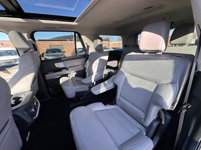 2025 Ford Expedition Active - Photo 20