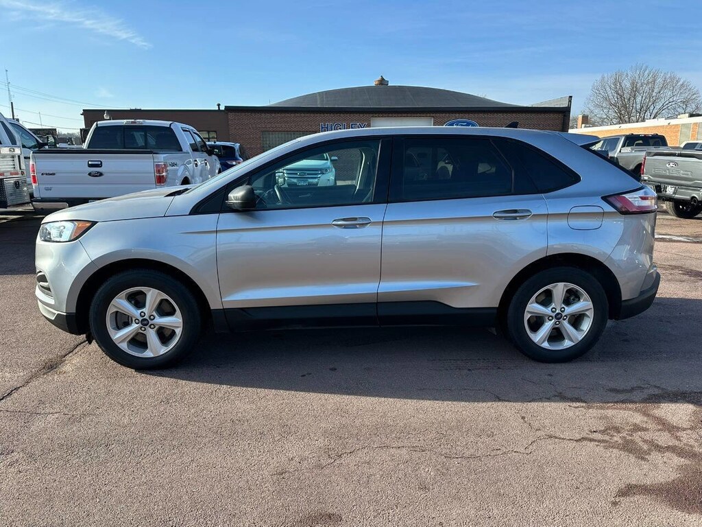 Used 2021 Ford Edge SE SUV