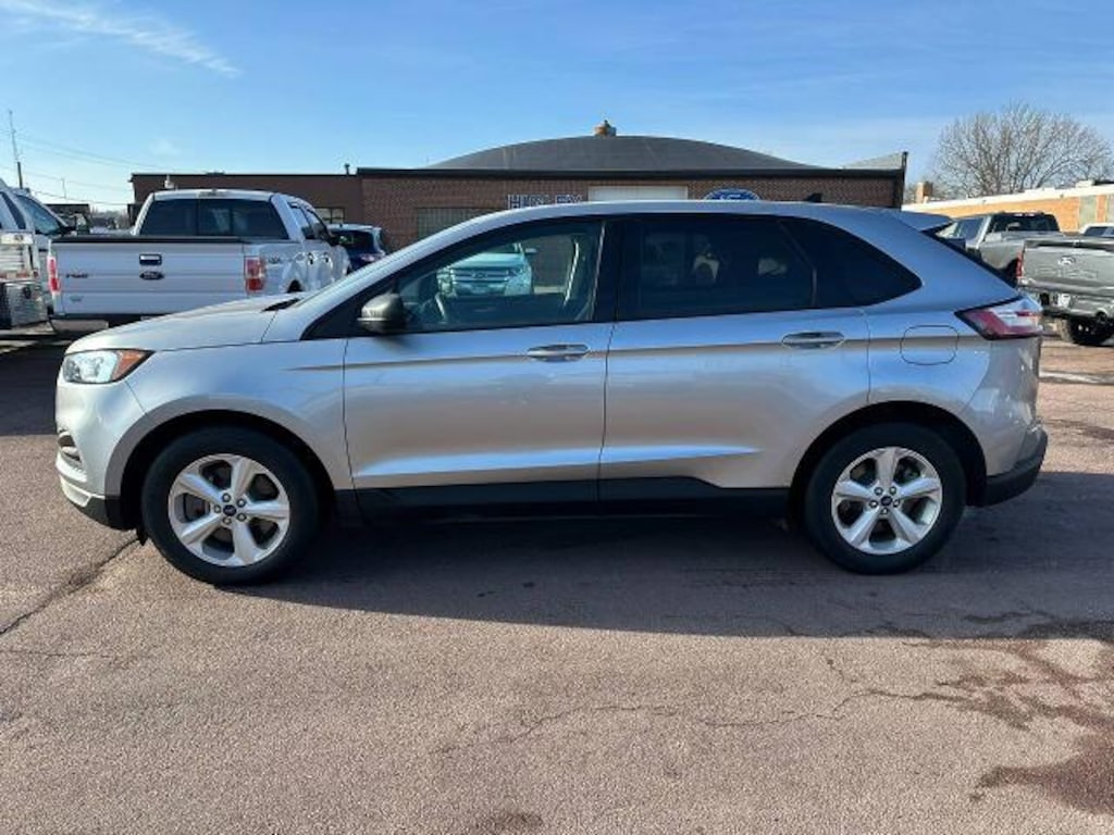 Used 2021 Ford Edge SE SUV