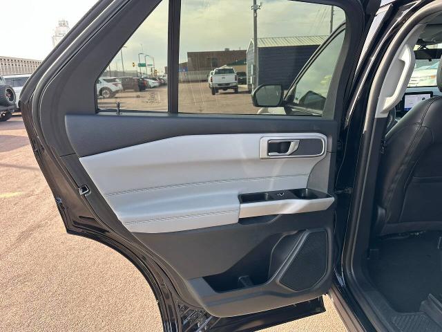 2024 Ford Explorer XLT - Photo 12