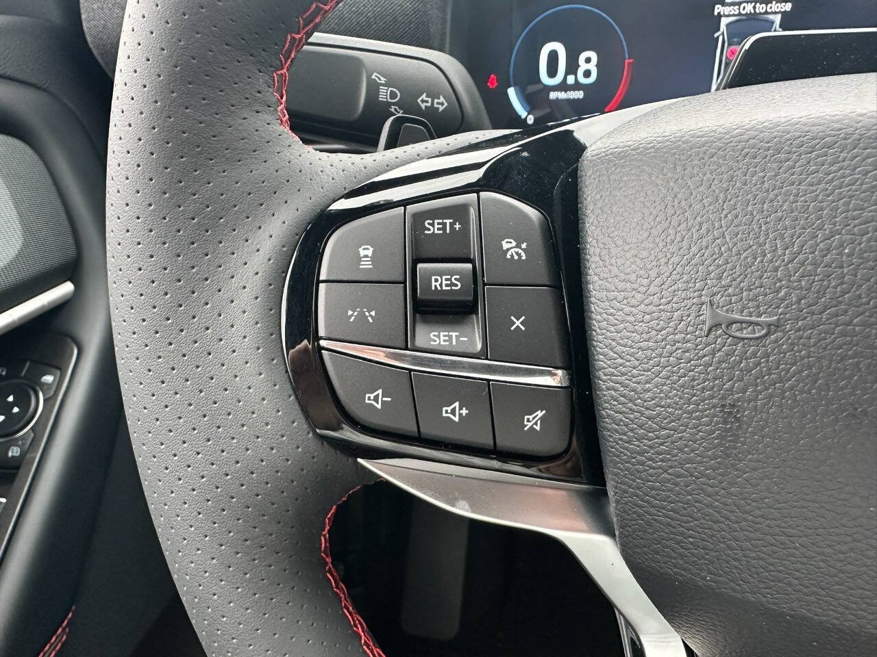 2026 Ford Explorer ST - Photo 26