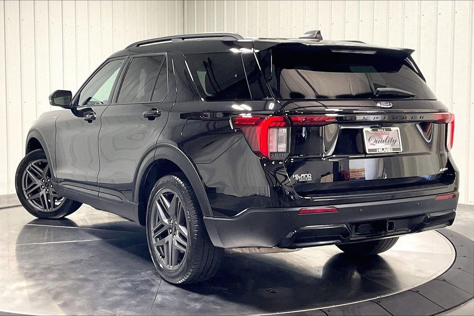 2025 Ford Explorer ST-LINE - Photo 12