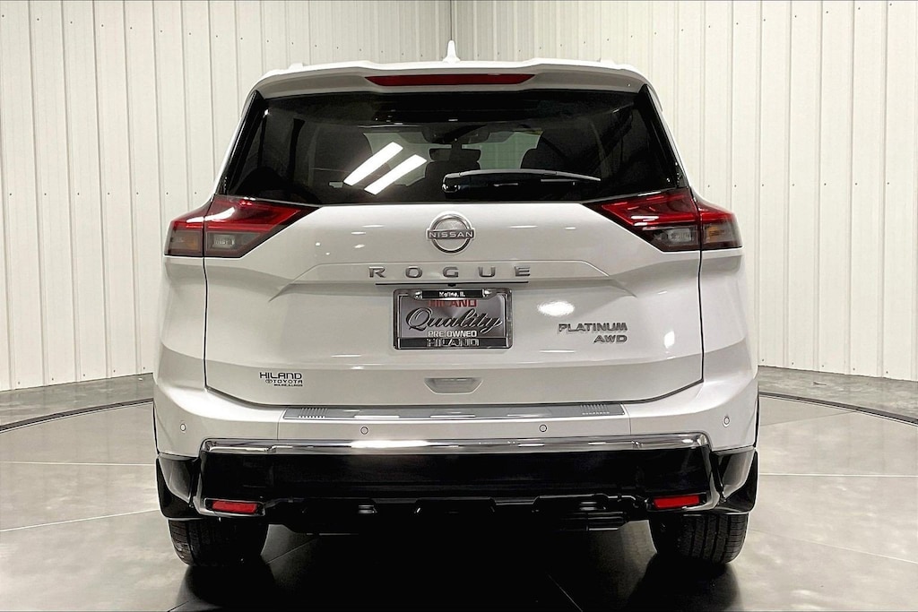 Used 2024 Nissan Rogue Platinum SUV