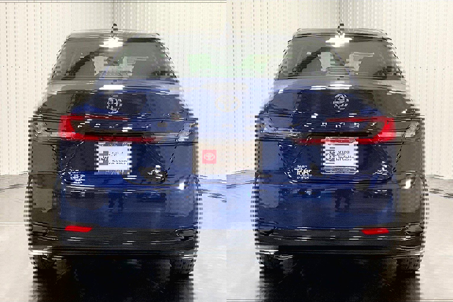 2025 Toyota Camry XLE photo 4
