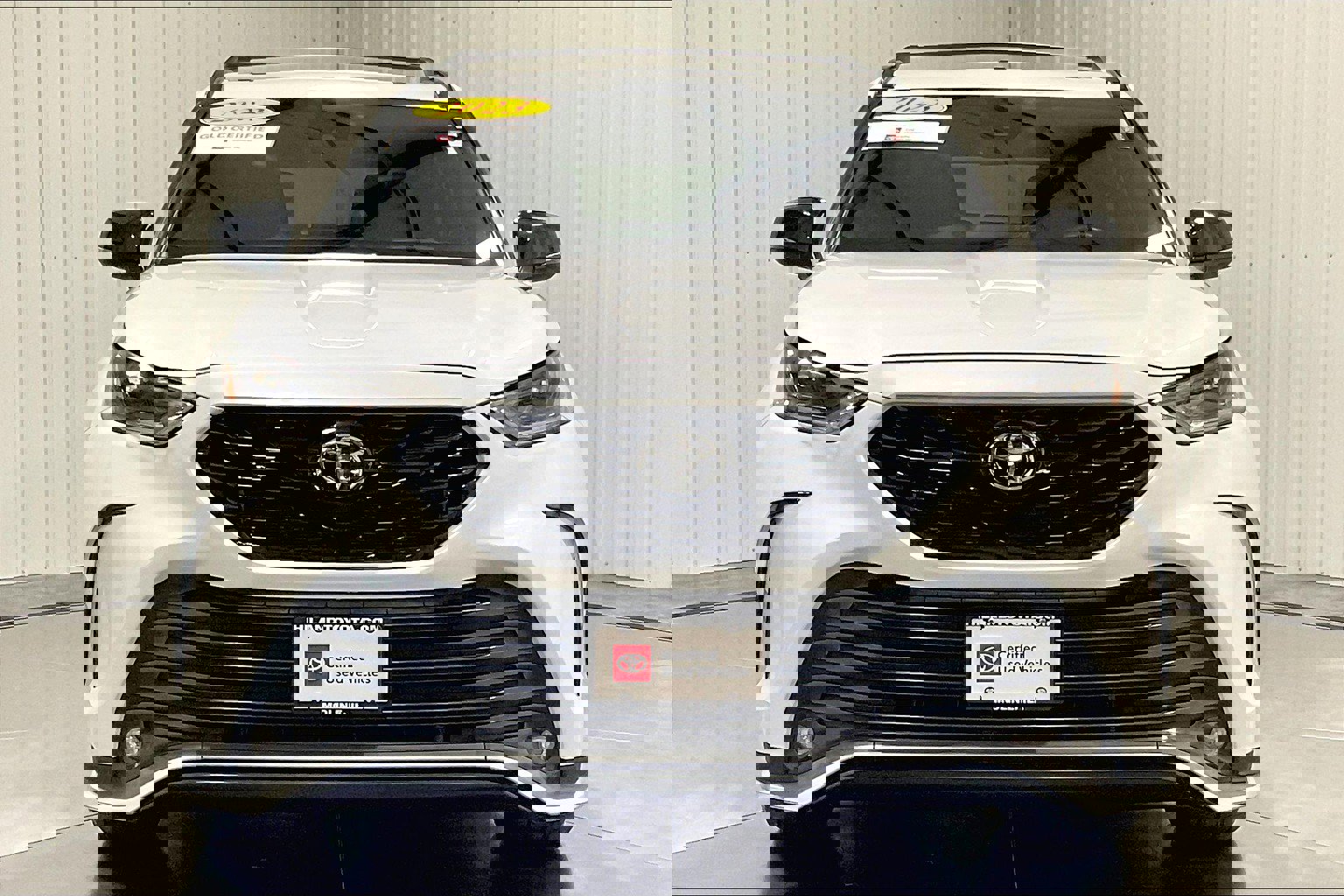 2023 Toyota Highlander XSE photo 2