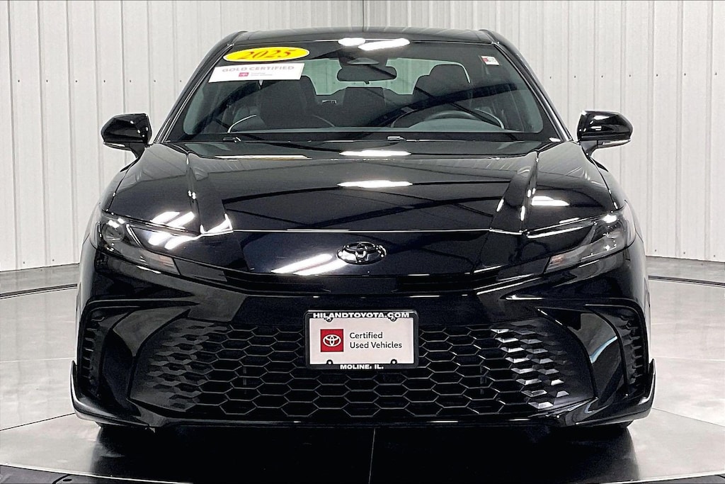 Certified 2025 Toyota Camry SE Sedan