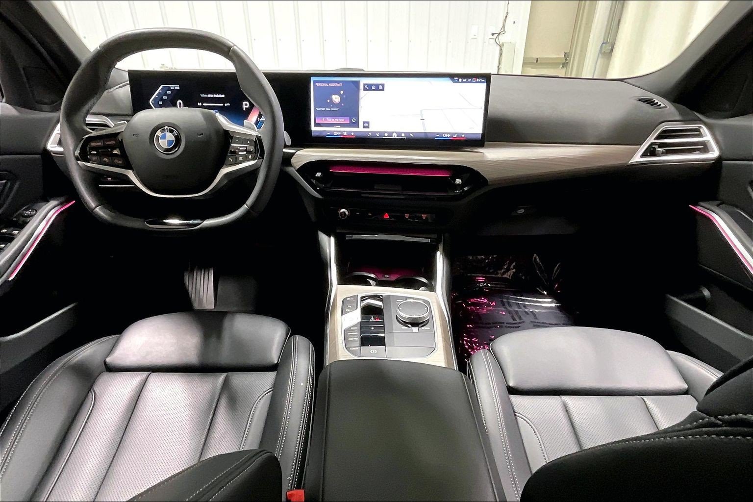 2025 BMW 3 Series 330i - Photo 15