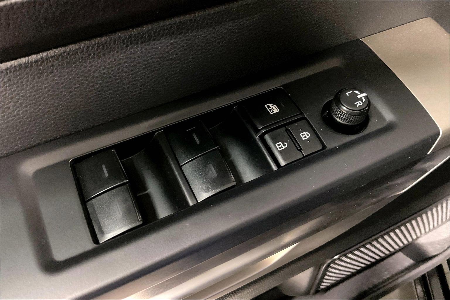 2024 Toyota Tundra SR5 - Photo 40