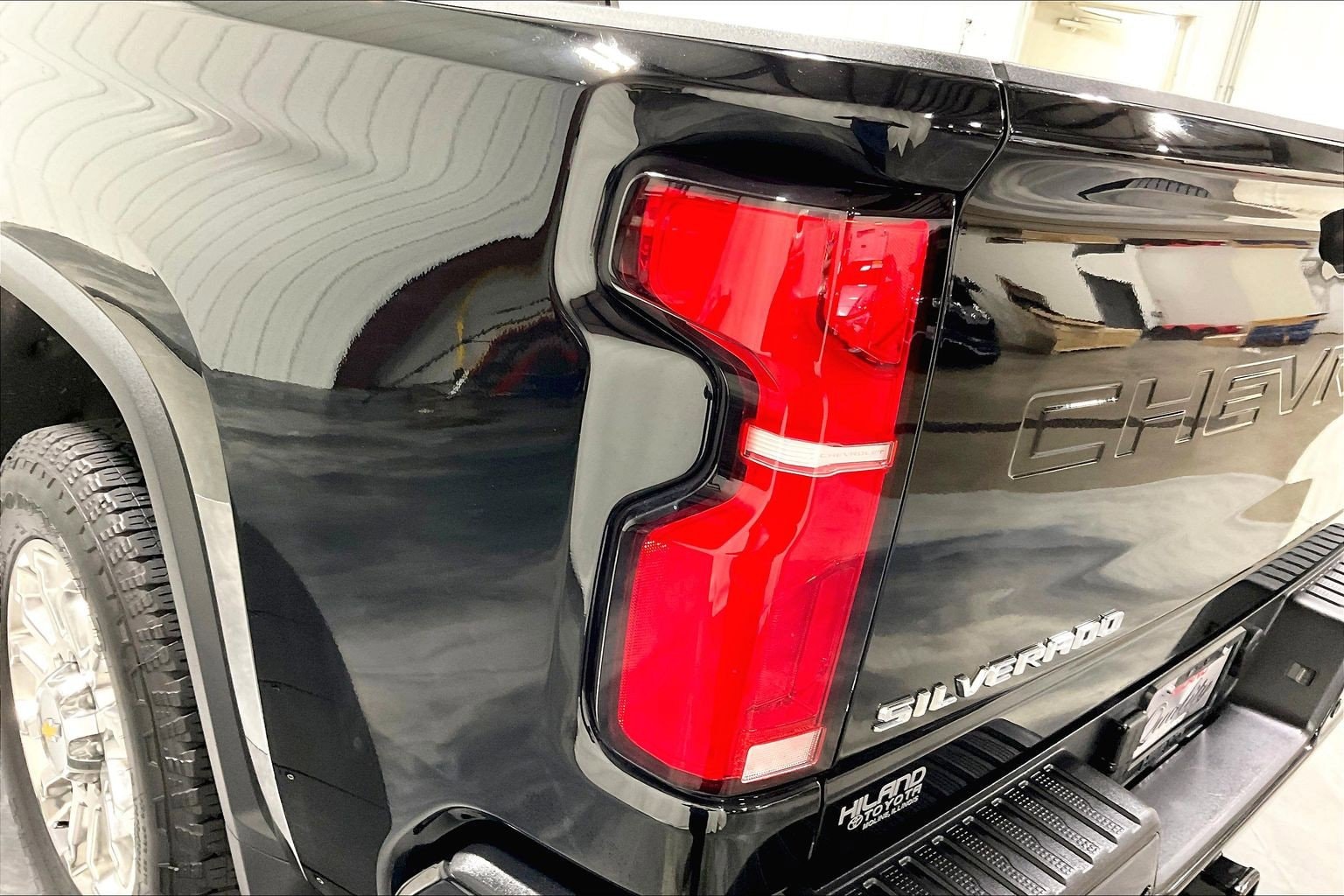 2025 Chevrolet Silverado 2500HD LTZ - Photo 29
